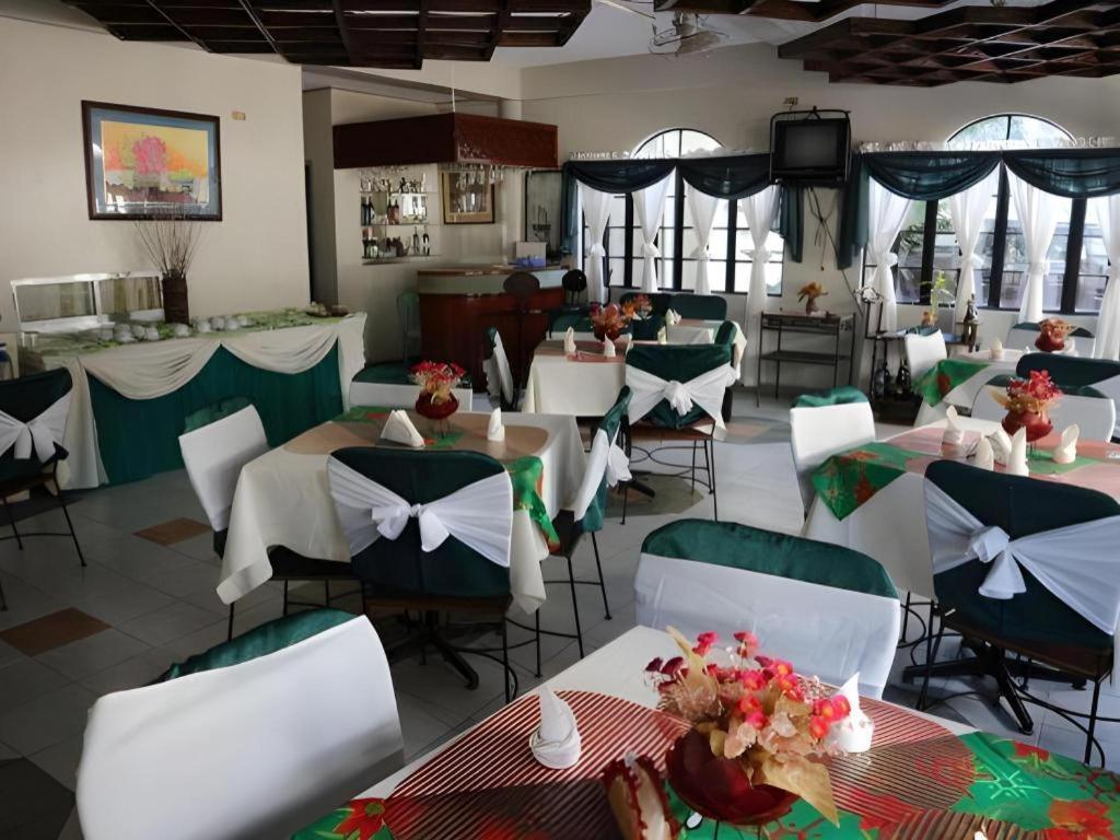 La Esperanza Hotel Kalibo Eksteriør billede