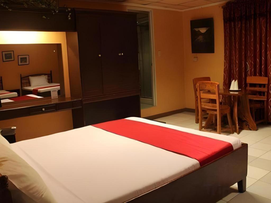 La Esperanza Hotel Kalibo Eksteriør billede