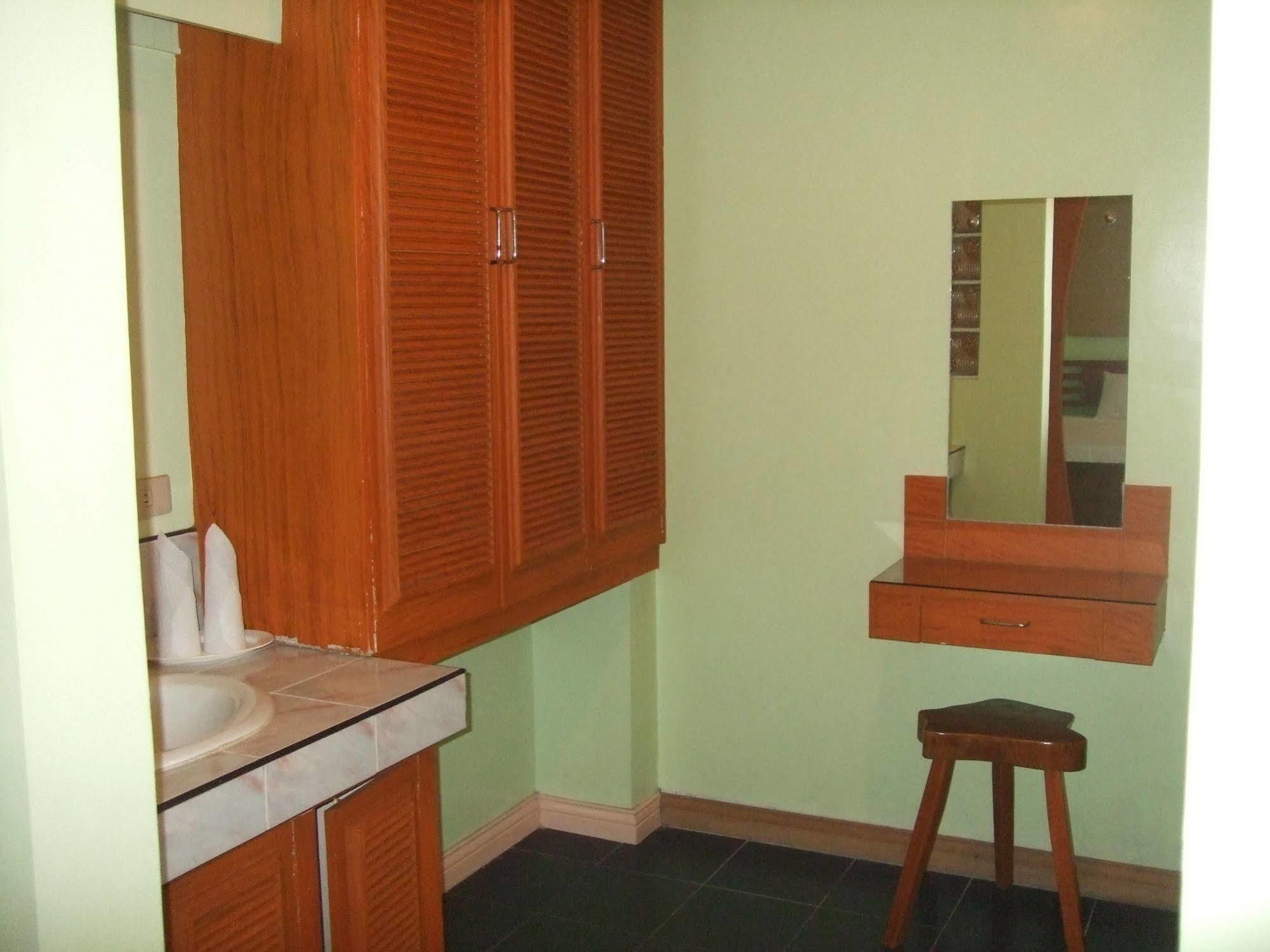 La Esperanza Hotel Kalibo Eksteriør billede