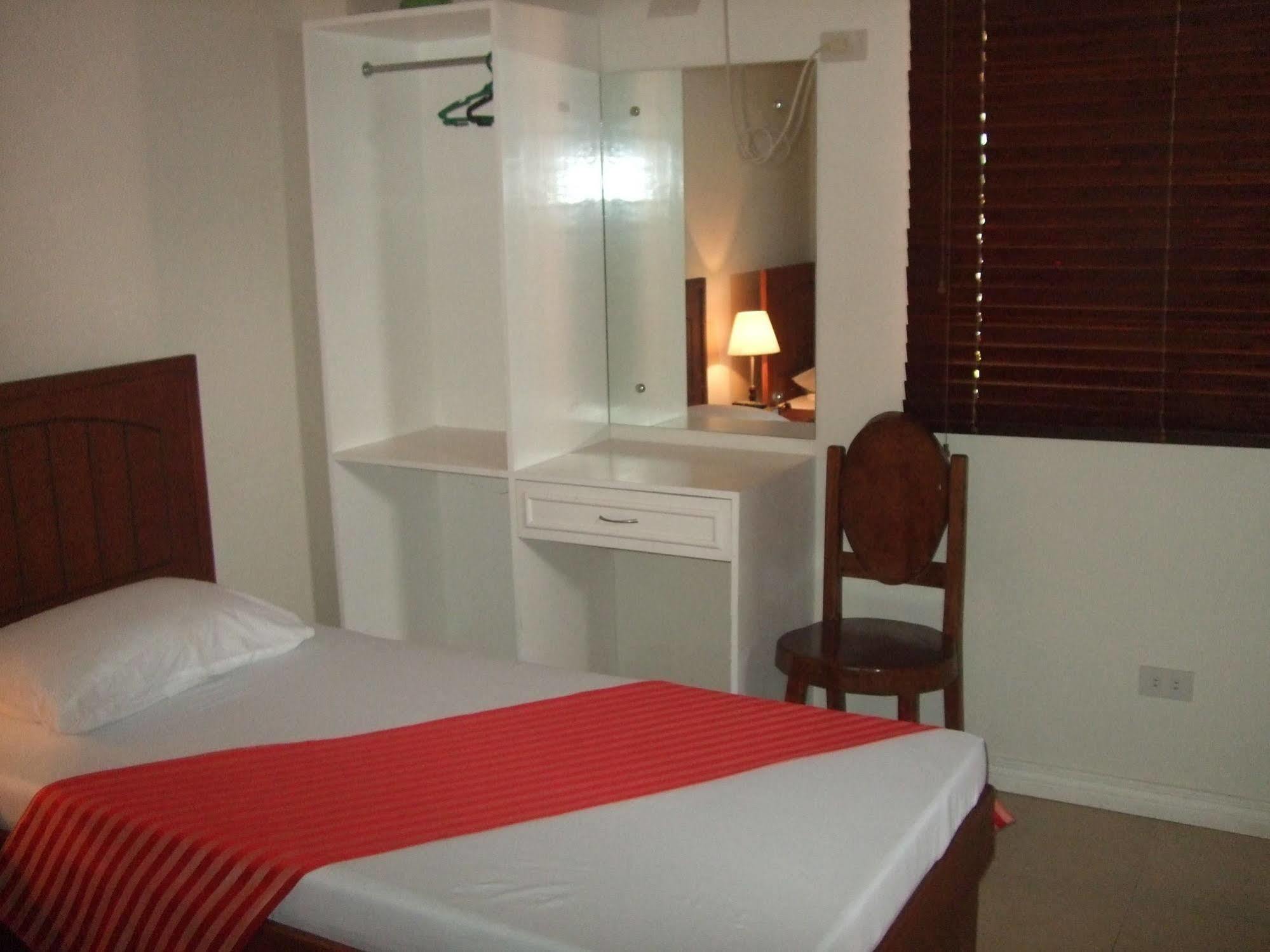 La Esperanza Hotel Kalibo Eksteriør billede